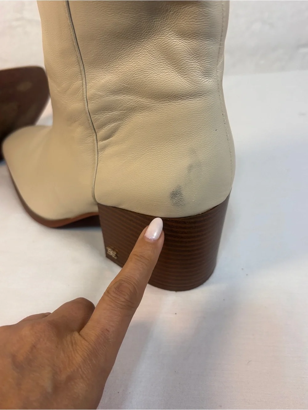 Sam Edelman Cari Ivory Leather Square Toe Block Heel Ankle Boots Sz 10